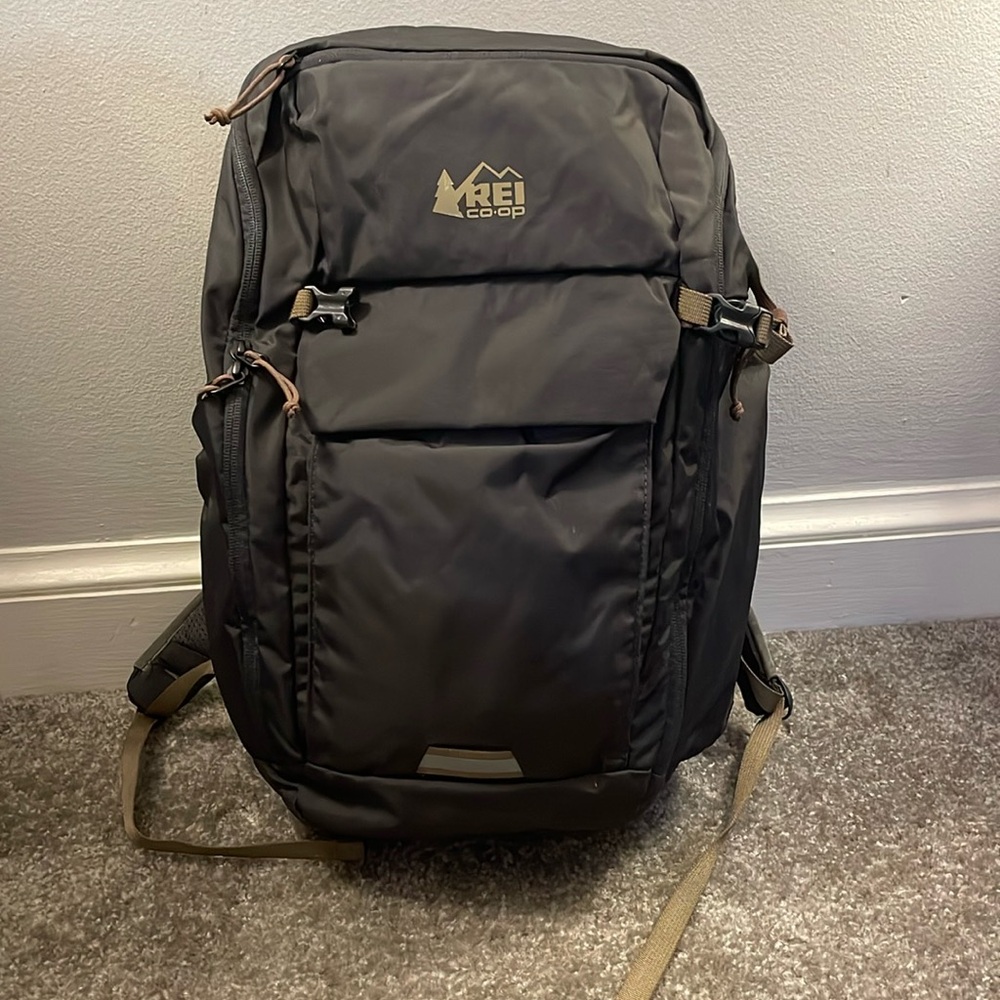 REI Co-op Commuter Pack